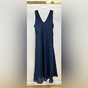 (800866/191333-NAV) ITALIAN LINEN MAXI V-NECK DRESS